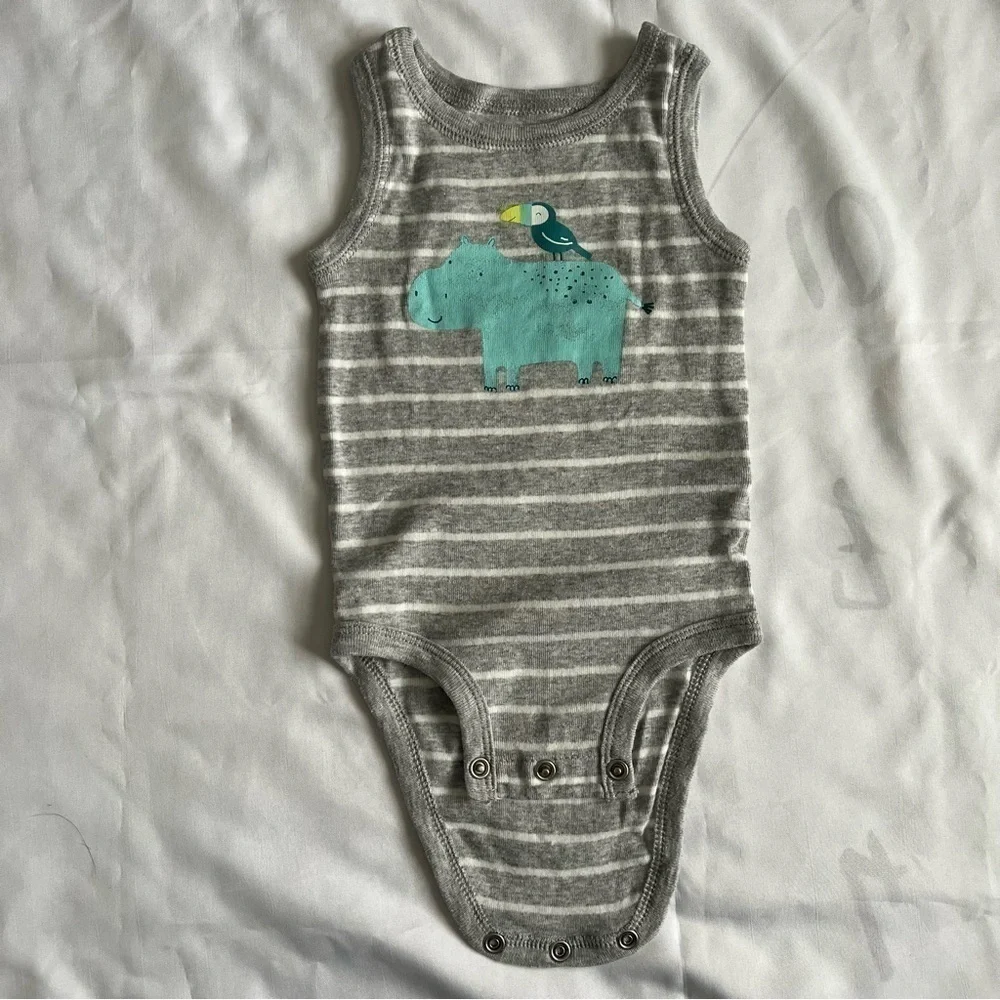 Set of 5 Carter’s Sleeveless Beach Themed Onesies in Size 3 Months